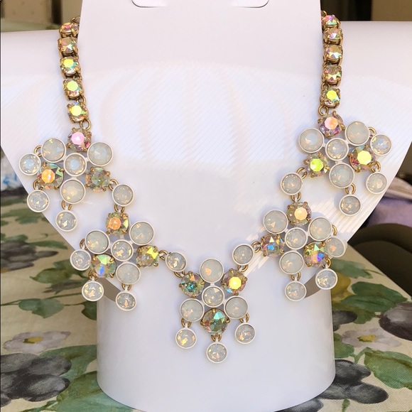 J. CREW Crystal Chandelier Necklace 🌸🌺🌸🌺 - Picture 2 of 8